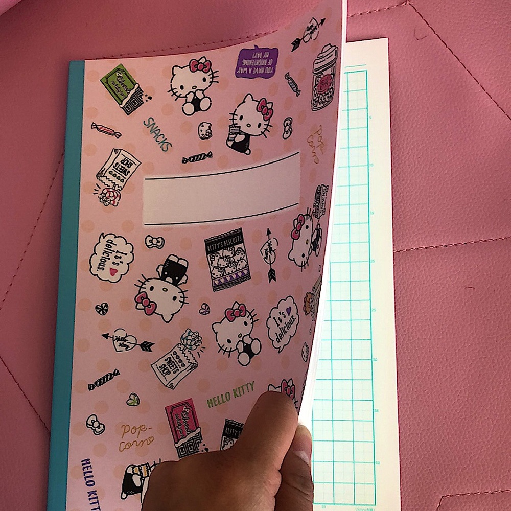 HELLO KITTY Grid Notebook - Picture 3 of 4